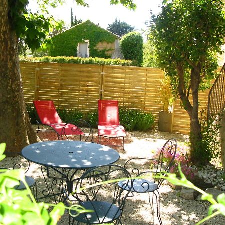 Location& Gites Сариан Екстериор снимка