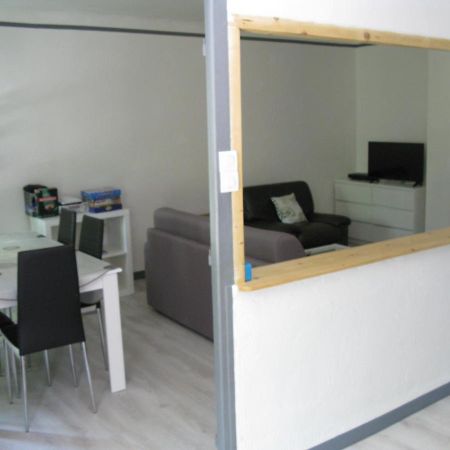Location& Gites Сариан Екстериор снимка